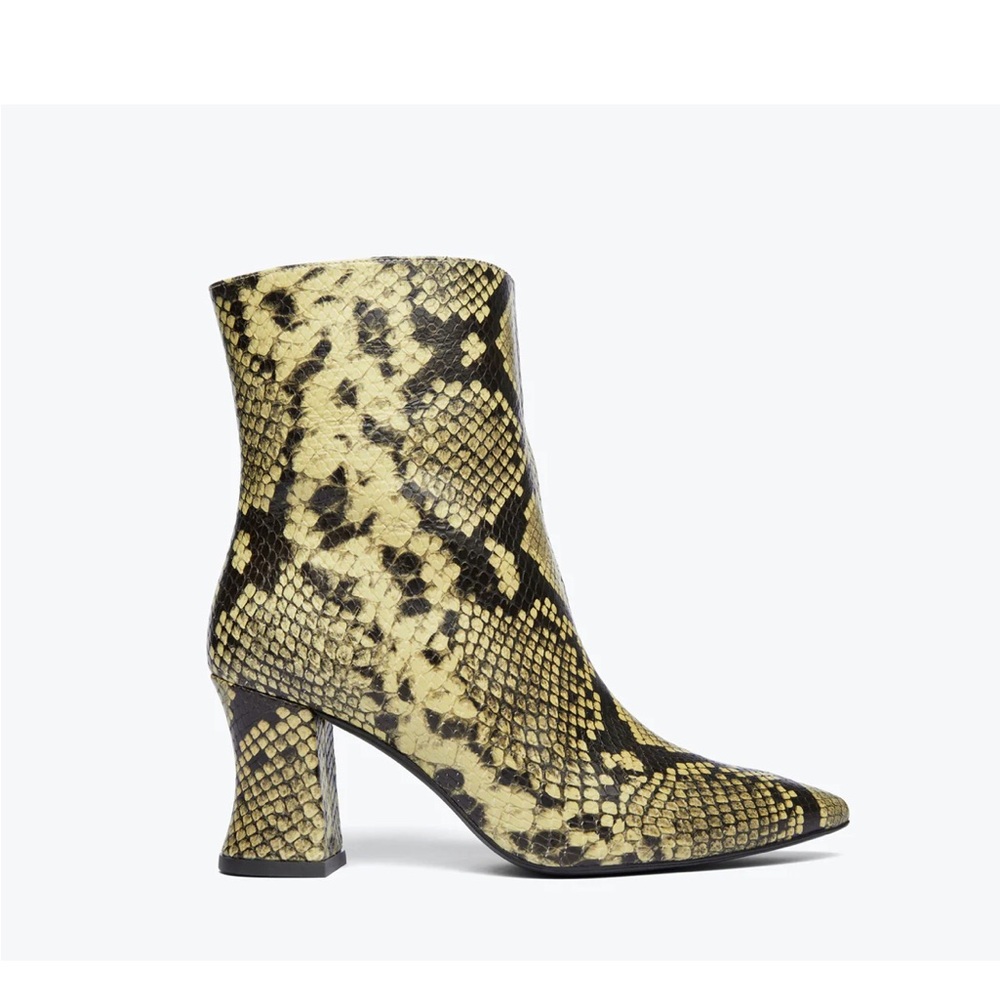 Freda Salvador Jamie embossed snake boots 7.5 snakeskin boots